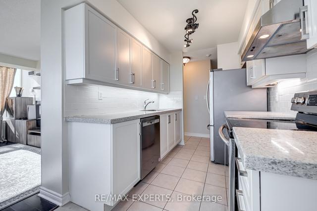 708 - 3 Rean Dr, Condo with 2 bedrooms, 2 bathrooms and 1 parking in North York ON | Image 2