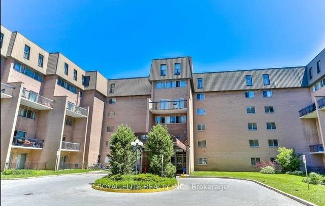 168 - 165 Cherokee Blvd, Townhouse with 1 bedrooms, 1 bathrooms and 1 parking in North York ON | Image 1