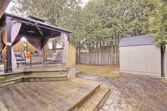 886 Castlegrove Ave, House attached with 3 bedrooms, 3 bathrooms and 4 parking in Oshawa ON | Image 26