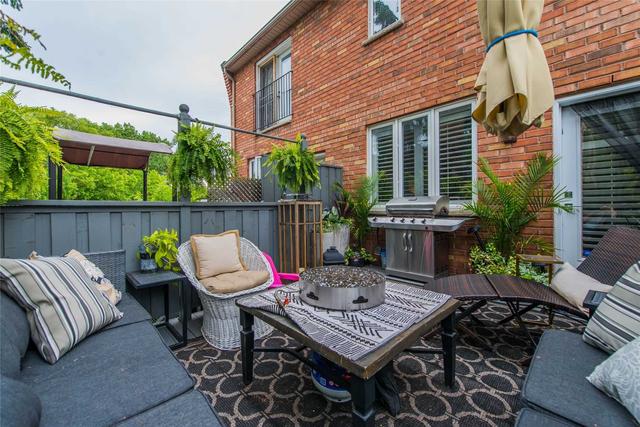 MAIN - 307B Coxwell Ave, House attached with 3 bedrooms, 1 bathrooms and 1 parking in Toronto ON | Image 25