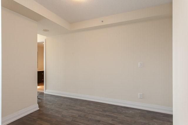 803 - 565 Wilson Ave, Condo with 1 bedrooms, 1 bathrooms and null parking in Toronto ON | Image 19