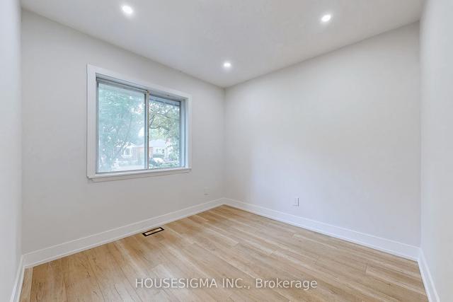 MAIN - 30 Struthers St, House detached with 3 bedrooms, 1 bathrooms and 1 parking in Etobicoke ON | Image 21