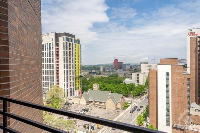 1205 - 151 Bay St, Condo with 2 bedrooms, 2 bathrooms and 1 parking in Ottawa ON | Image 25