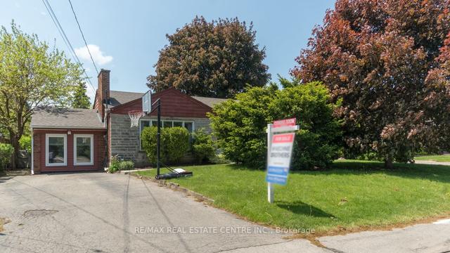 884 Eagle Dr, House detached with 3 bedrooms, 3 bathrooms and 3 parking in Burlington ON | Image 23