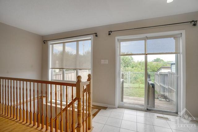 885 Nesting Way, Townhouse with 3 bedrooms, 2 bathrooms and 3 parking in Orléans ON | Image 12