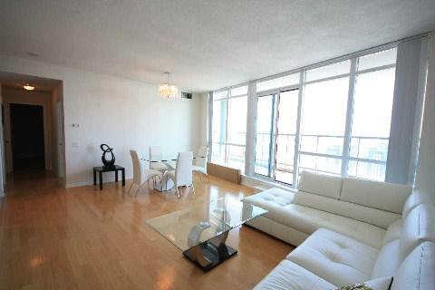 PH201 - 30 Harrison Garden Blvd, Condo with 2 bedrooms, 2 bathrooms and 2 parking in North York ON | Image 4