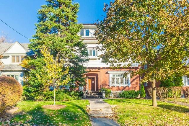 MAIN - 347 Walmer Rd, House detached with 3 bedrooms, 1 bathrooms and 1 parking in Toronto ON | Image 1