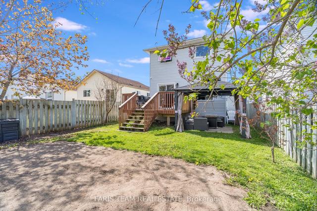 33 Donald Cres, House detached with 3 bedrooms, 2 bathrooms and 3 parking in Wasaga Beach ON | Image 16