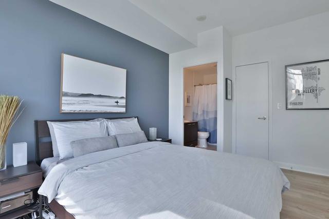 909 - 15 Bruyeres Mews, Condo with 2 bedrooms, 2 bathrooms and 1 parking in Toronto ON | Image 11