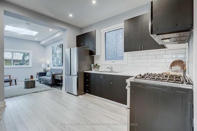 MAIN - 125 Perth Ave, House detached with 2 bedrooms, 2 bathrooms and 1 parking in Toronto ON | Image 17