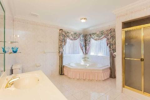 9 Kevlin Rd, House detached with 5 bedrooms, 7 bathrooms and 10 parking in Markham ON | Image 11