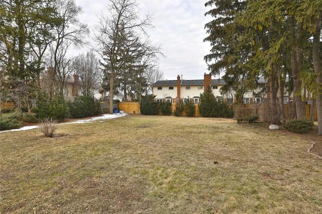MAIN - 2323 Ontario St, House detached with 2 bedrooms, 1 bathrooms and 2 parking in Oakville ON | Image 14