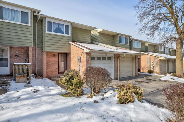 24 Deer Run Cres, Townhouse with 3 bedrooms, 3 bathrooms and 2 parking in Bradford ON | Image 12