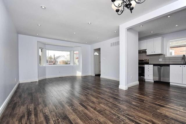 867 Coxwell Ave, House detached with 2 bedrooms, 2 bathrooms and 2 parking in East York ON | Image 1