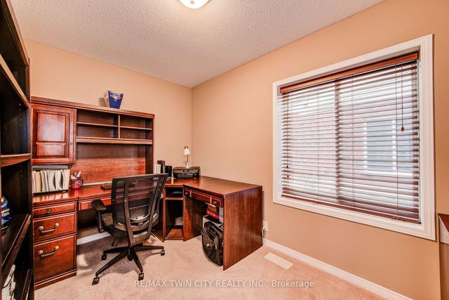 909 Isaiah Pl, House detached with 4 bedrooms, 4 bathrooms and 4 parking in Kitchener ON | Image 3