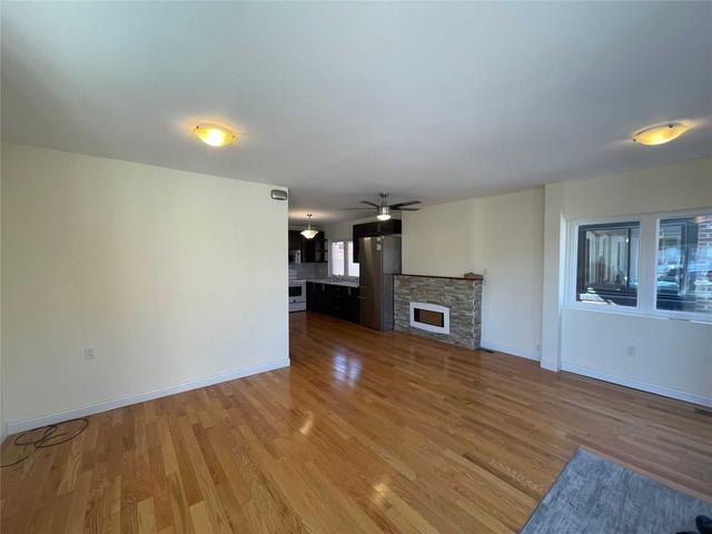 MAIN - 1 Bartonville Ave W, Home with 3 bedrooms, 2 bathrooms and 1 parking in York ON | Image 15