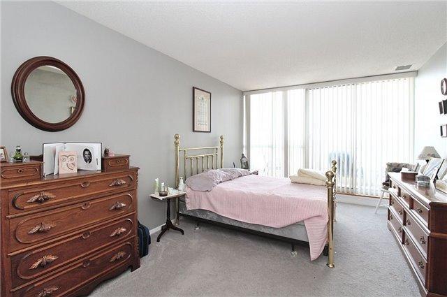 PH14 - 1890 Valley Farm Rd, Condo with 2 bedrooms, 2 bathrooms and 1 parking in Pickering ON | Image 12