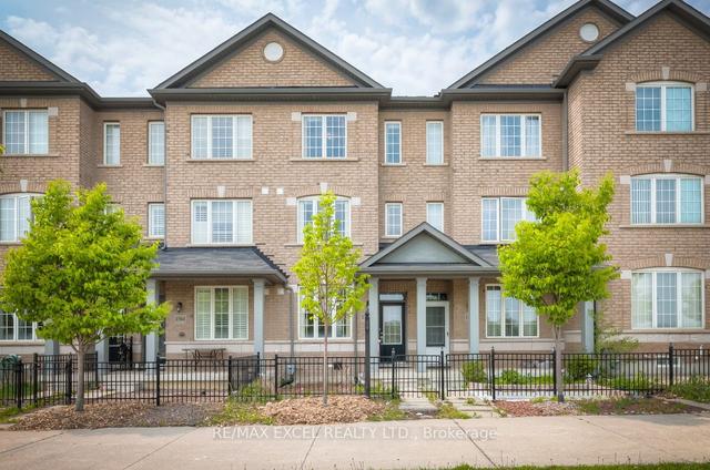 1786 Donald Cousens Pky, House attached with 3 bedrooms, 5 bathrooms and 2 parking in Markham ON | Image 1