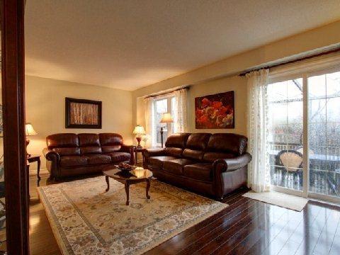 883 Messenger Meadow Dr, House detached with 4 bedrooms, 4 bathrooms and 4 parking in Mississauga ON | Image 7