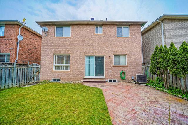 MAIN - 32 Waterdale Rd, House detached with 3 bedrooms, 3 bathrooms and 2 parking in Brampton ON | Image 39