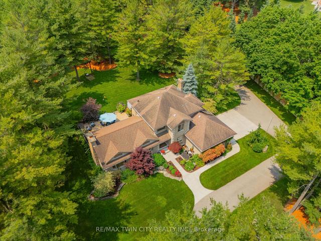 9 Grand River Dr, House detached with 2 bedrooms, 4 bathrooms and 44 parking in Waterloo ON | Image 12