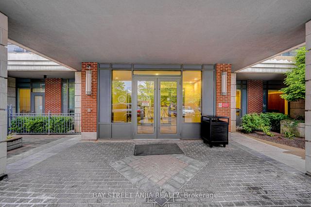 PH15 - 8228 Birchmount Rd, Condo with 2 bedrooms, 1 bathrooms and 2 parking in Markham ON | Image 12