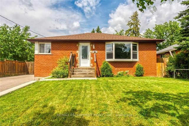 1483 Fisher Ave, House detached with 2 bedrooms, 2 bathrooms and 5 parking in Burlington ON | Image 1
