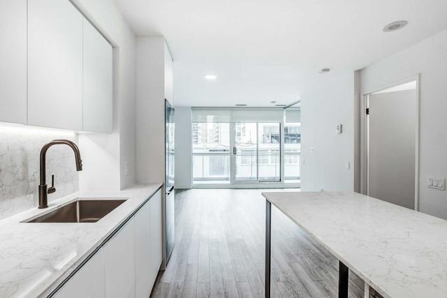 909 - 150 Roehampton Ave, Condo with 1 bedrooms, 1 bathrooms and 0 parking in Toronto ON | Image 25