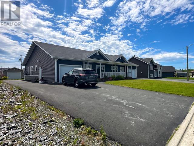 8 Esmonde Pl, House attached with 2 bedrooms, 2 bathrooms and null parking in Gander NL | Image 3