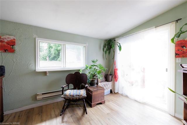 2 Dunkirk Ave, House detached with 2 bedrooms, 1 bathrooms and 2 parking in Guelph ON | Image 15