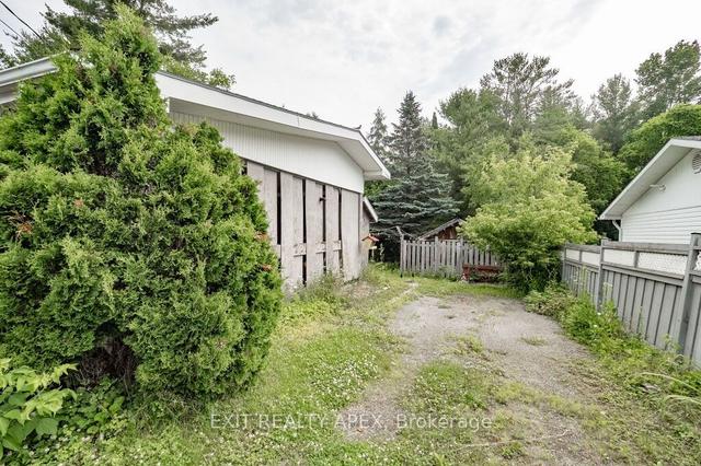 365 Wellington St N, House detached with 3 bedrooms, 2 bathrooms and 6 parking in Bracebridge ON | Image 32