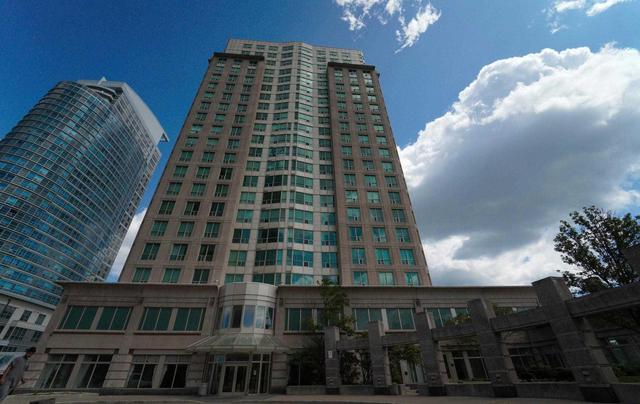 PH-206 - 8 Lee Centre Dr, Condo with 4 bedrooms, 3 bathrooms and 3 parking in Scarborough ON | Image 18