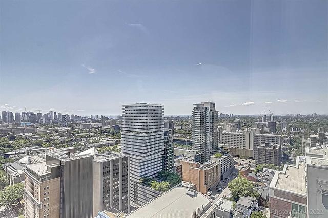 PH2 - 155 Yorkville Ave, Condo with 2 bedrooms, 2 bathrooms and 1 parking in Toronto ON | Image 4