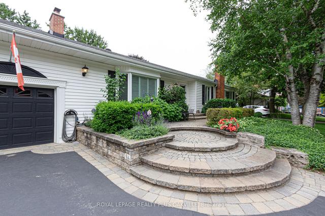 237 Tuck Dr, House detached with 3 bedrooms, 3 bathrooms and 6 parking in Burlington ON | Image 12