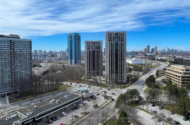 2005 - 75 Wynford Heights Cres, Condo with 3 bedrooms, 2 bathrooms and 2 parking in North York ON | Image 5