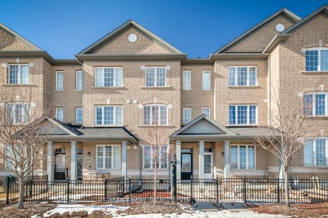 1786 Donald Cousens Pky, House attached with 3 bedrooms, 5 bathrooms and 2 parking in Markham ON | Image 1