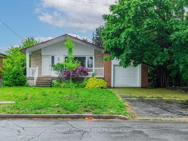 MAIN - 289 Churchill Ave, House detached with 3 bedrooms, 2 bathrooms and 3 parking in North York ON | Image 1