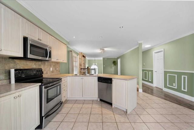 MAIN - 129 Ruffet Dr, House detached with 3 bedrooms, 2 bathrooms and 2 parking in Barrie ON | Image 3