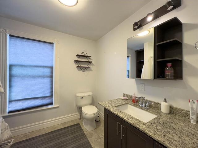 11 King St W, Condo with 1 bedrooms, 1 bathrooms and 1 parking in Hamilton ON | Image 9