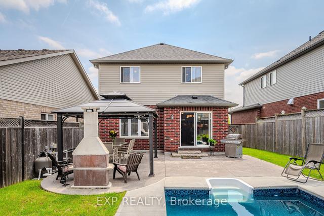 16 Creighton Ave, House detached with 3 bedrooms, 4 bathrooms and 4 parking in Guelph ON | Image 32