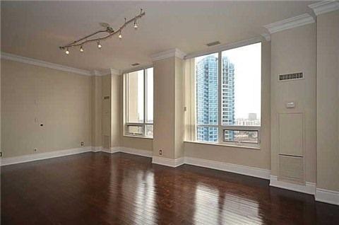 PH202 - 135 Wynford Dr, Condo with 2 bedrooms, 2 bathrooms and 2 parking in North York ON | Image 2