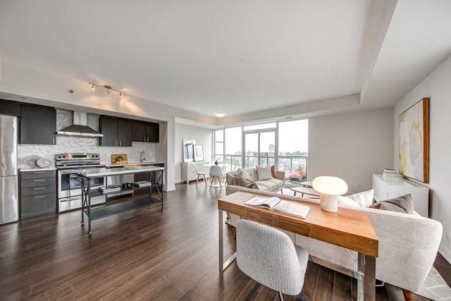 909 - 11 Superior Ave, Condo with 1 bedrooms, 1 bathrooms and 1 parking in Etobicoke ON | Image 30