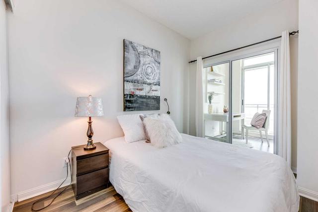 909 - 228 Queens Quay W, Condo with 2 bedrooms, 2 bathrooms and 1 parking in Toronto ON | Image 21
