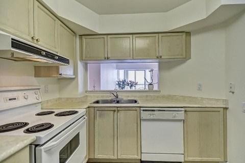 PH210 - 2 Covington Rd, Condo with 2 bedrooms, 2 bathrooms and 1 parking in North York ON | Image 3