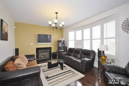 883 Mcnair Cir, House detached with 3 bedrooms, 3 bathrooms and 1 parking in Milton ON | Image 4