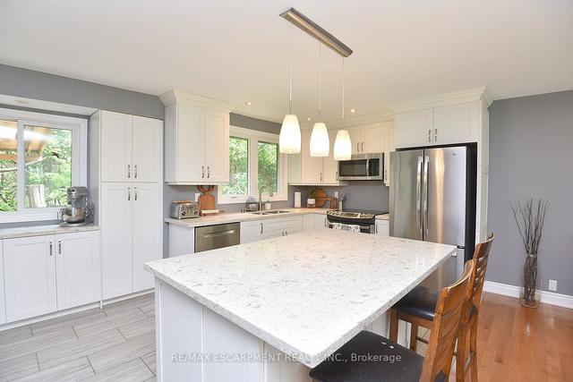 11781 Guelph Line, House detached with 3 bedrooms, 2 bathrooms and 8 parking in Milton ON | Image 14