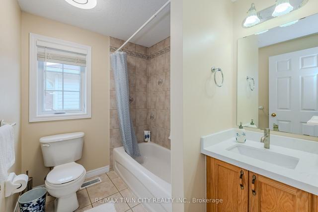 347 Hidden Creek Dr, House detached with 3 bedrooms, 3 bathrooms and 2 parking in Kitchener ON | Image 14