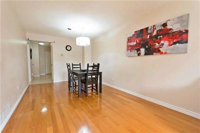 9 Kyla Cres, House attached with 4 bedrooms, 5 bathrooms and 2 parking in Markham ON | Image 4