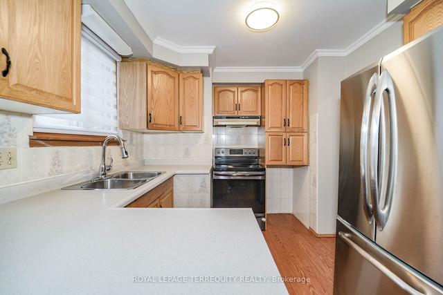 MAIN - 171 Guelph St, House detached with 3 bedrooms, 1 bathrooms and 1 parking in Oshawa ON | Image 29