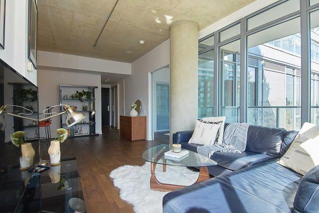 909 - 650 King St W, Condo with 2 bedrooms, 1 bathrooms and 1 parking in Toronto ON | Image 7